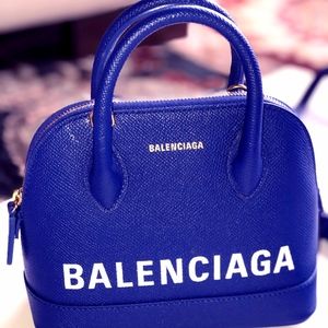 🔥SOLD🔥Balenciaga Ville XXS